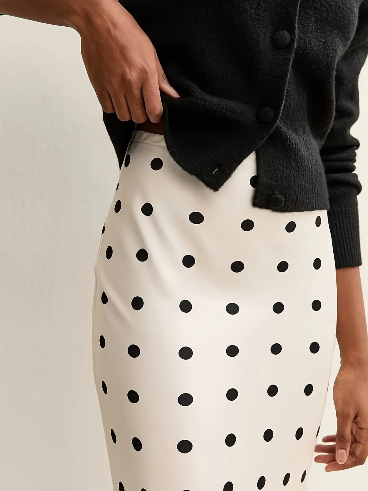 Women's Versatile Mermaid Skirt, Polka Dot Design, Perfect for Any Occasion, Stylish, Chic and Comfortable, Ideal for All Seasons